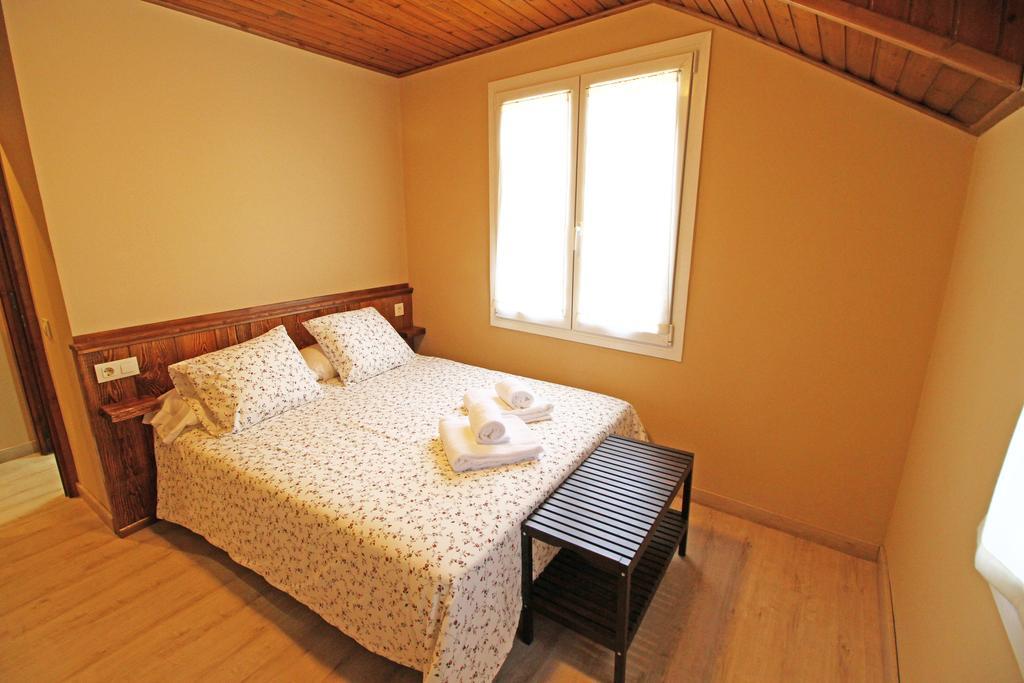 Apartamentos Snoe Mont Romies Salardú Exteriör bild